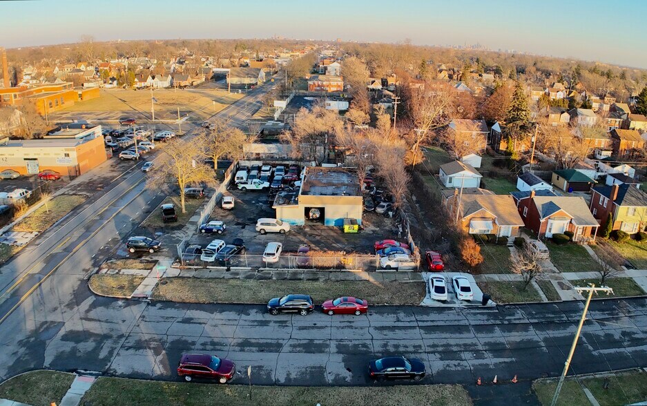 Primary Photo Of 13239 Joy Rd, Detroit Auto Repair For Sale
