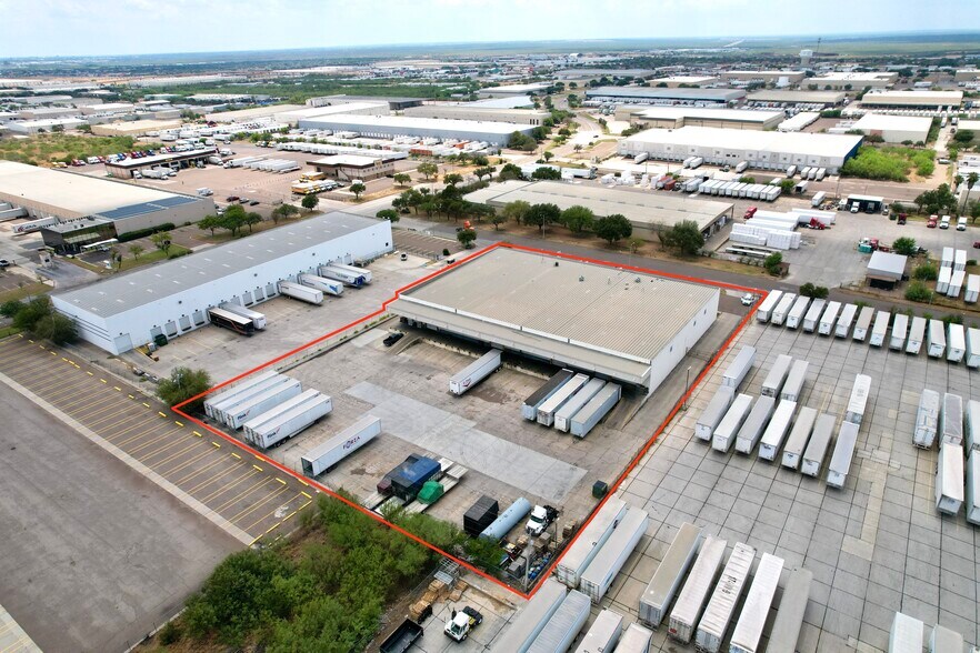 Primary Photo Of 13609 Archer Dr, Laredo Warehouse For Lease