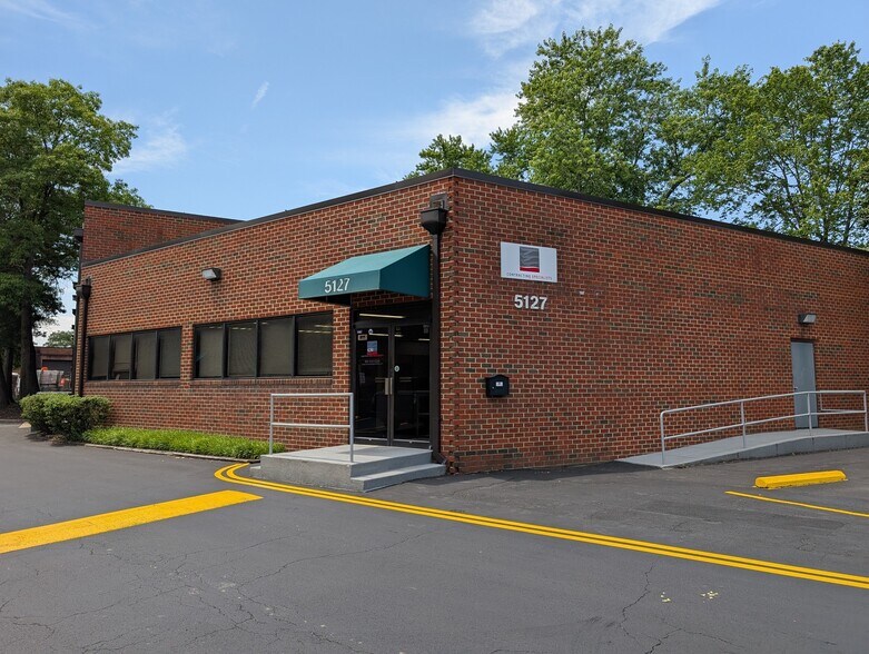 More Photos Of 5113-5123 Berwyn Rd, College Park Unknown For Lease