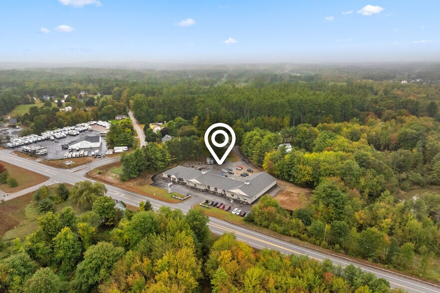 More Photos Of 323 Gonic Rd, Rochester Storefront Retail Office For Lease