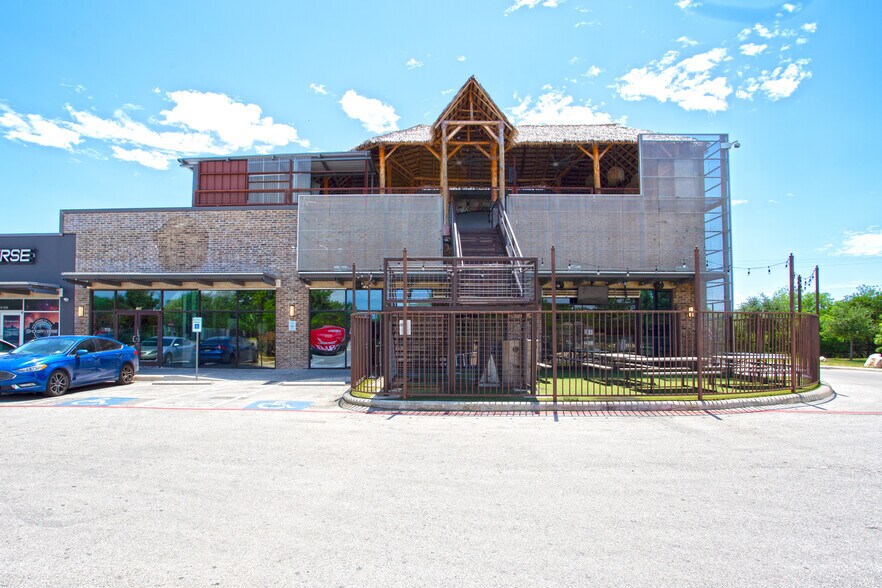 More Photos Of 7280 UTSA Blvd, San Antonio Freestanding For Sale