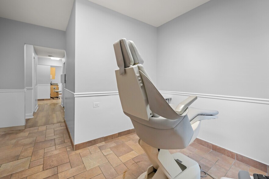 More Photos Of 10 Hunter Ave, Miller Place Office Residential For Sale