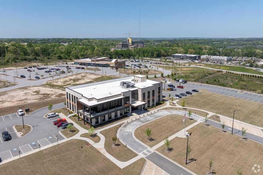 More Photos Of 100 Highpoint Park Way, Braselton Office For Lease