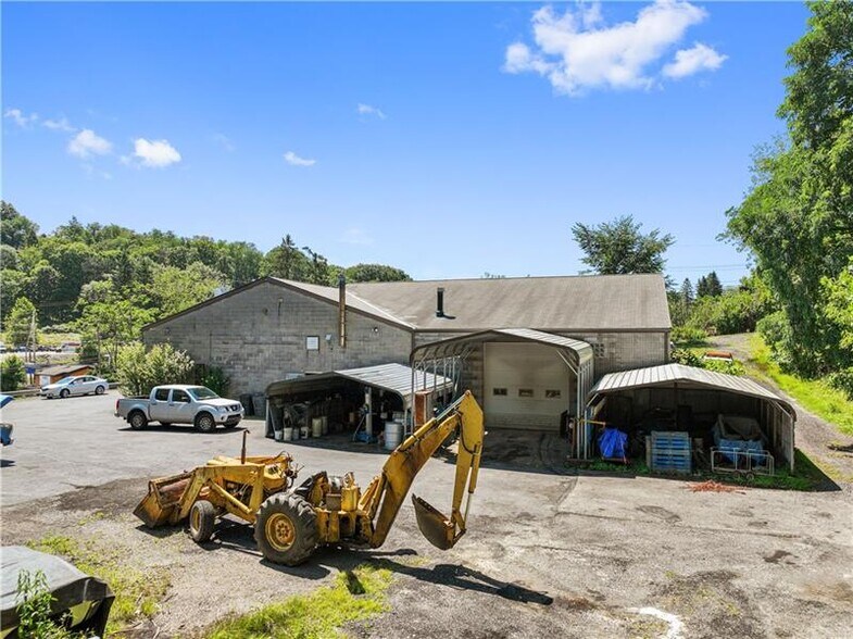 More Photos Of 560 Hoover Rd, Penn Hills Warehouse For Sale