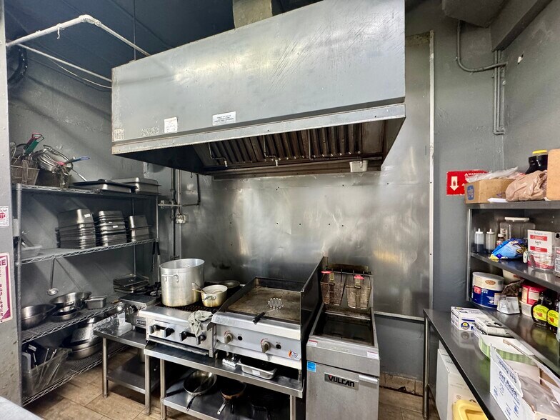 More Photos Of 1971 71st St, Miami Beach Storefront For Sale