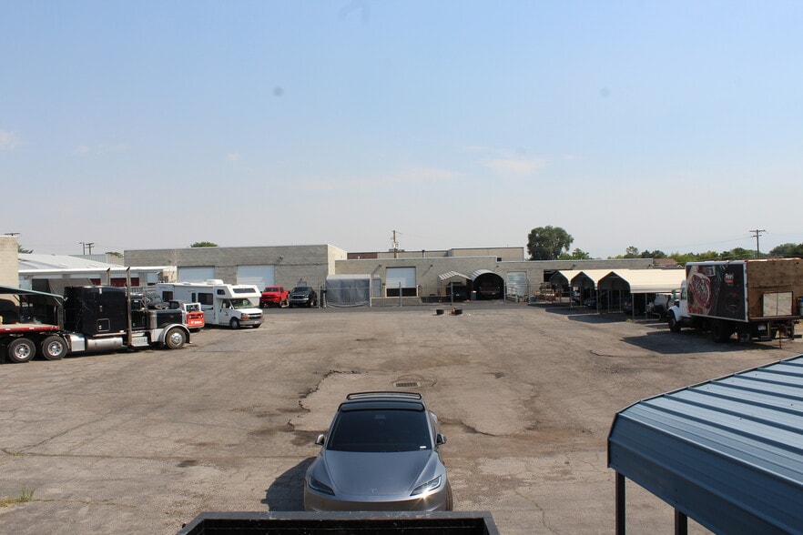 More Photos Of 3450 W 8550 S, West Jordan Manufacturing For Sale