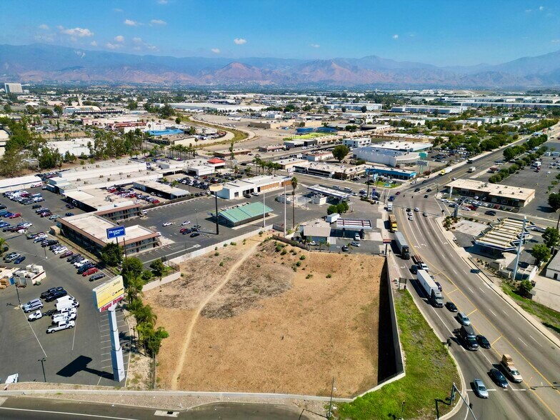 More Photos Of 560 West Orange Show Rd, San Bernardino Land For Lease
