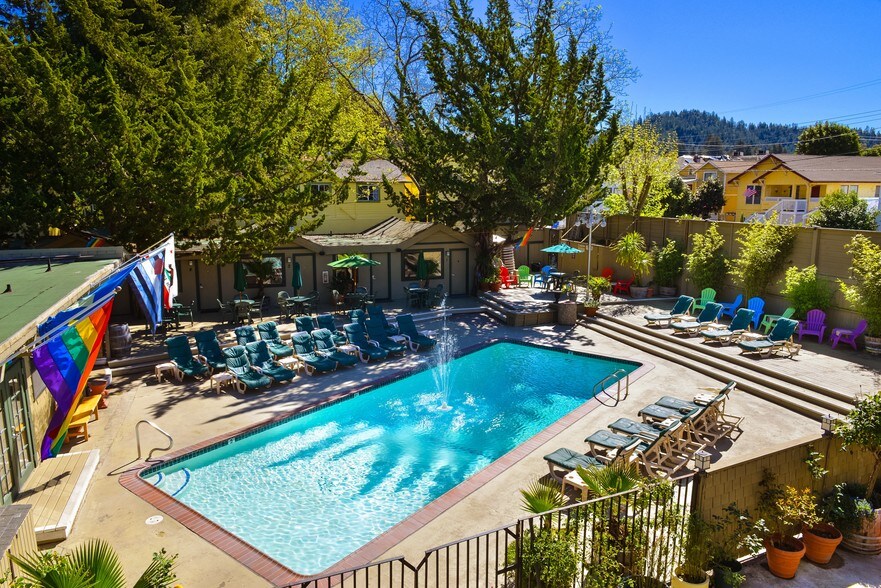 More Photos Of 16390 4th St, Guerneville Hotel For Sale