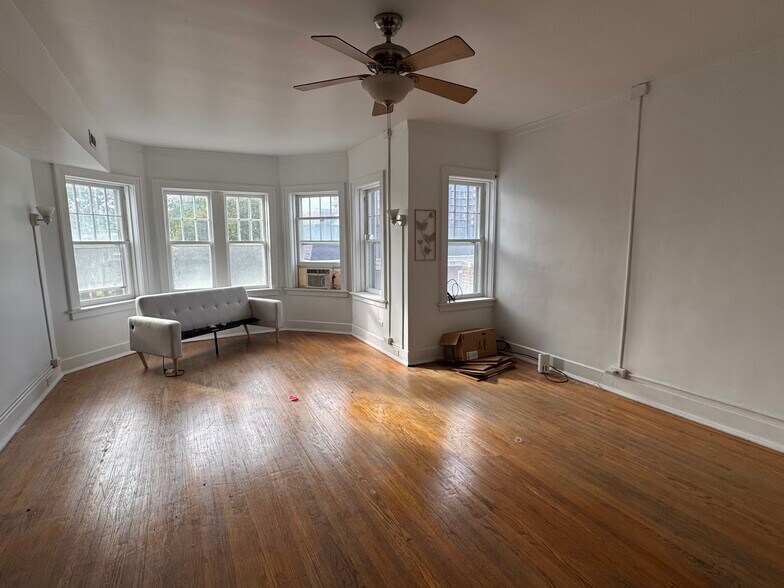 More Photos Of , Springfield Multifamily For Sale