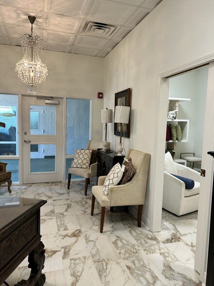 More Photos Of 224 E Garden St, Pensacola Apartments For Sale