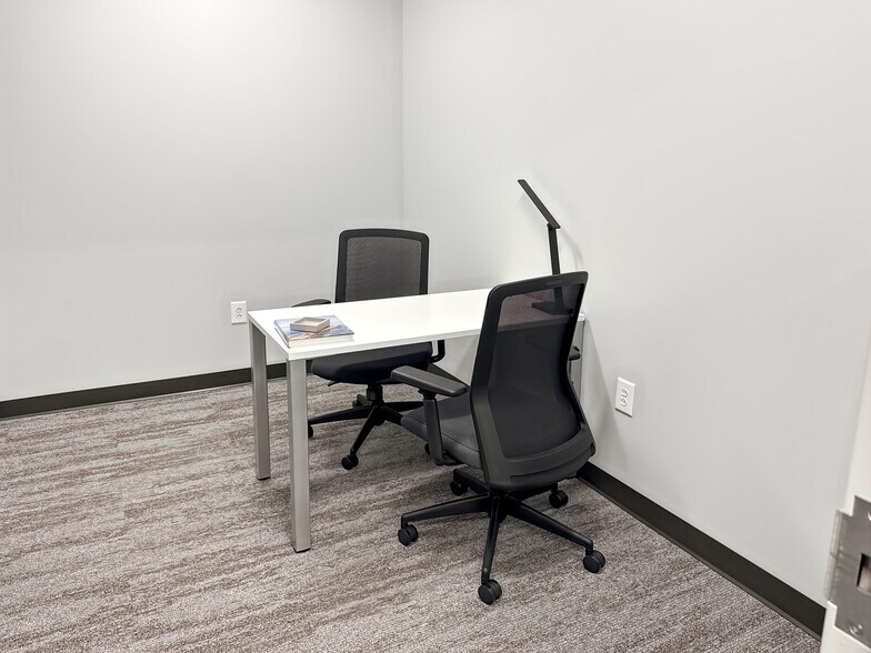 More Photos Of 2 Constitution Dr, Virginia Beach Coworking Space