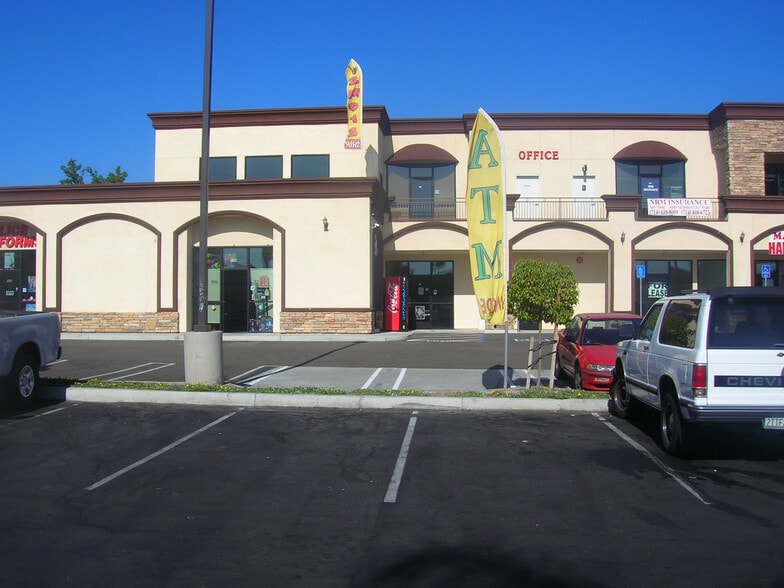 More Photos Of 1671 W Katella Ave, Anaheim Unknown For Lease