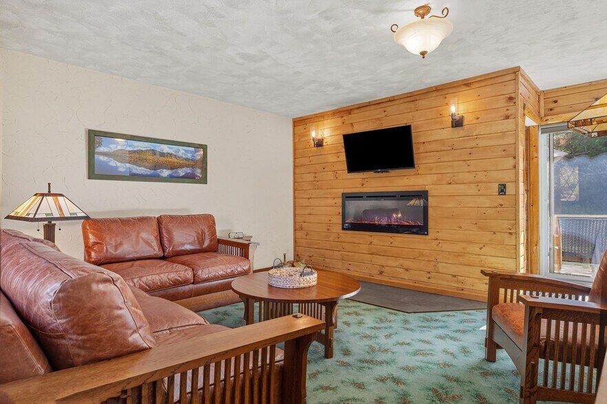 More Photos Of 50 Alpine Way, Lake Placid Specialty For Sale