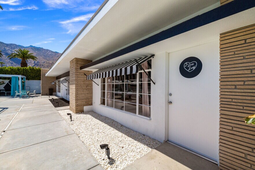 More Photos Of 120 W Vereda Sur, Palm Springs Hotel For Sale