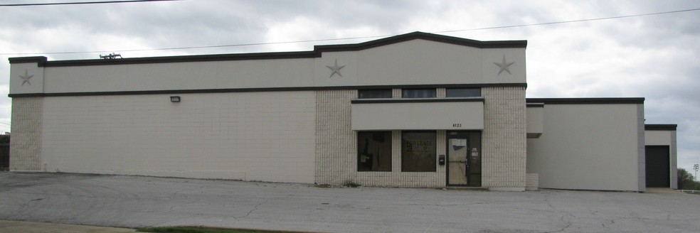 Primary Photo Of 4120 Harwood Rd, Bedford Flex For Lease