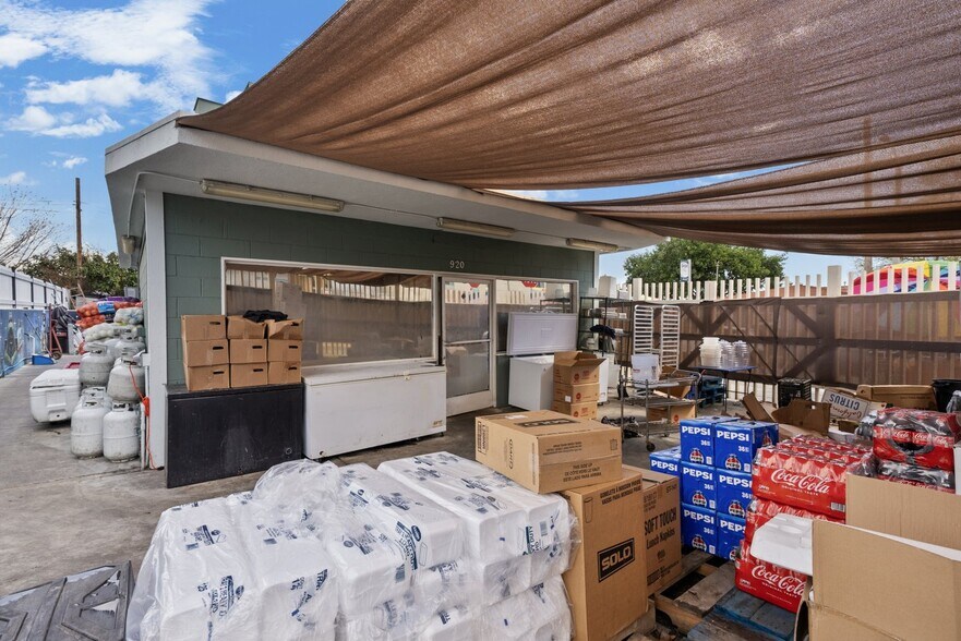 More Photos Of 920 N Bonnie Beach Pl, Los Angeles Freestanding For Sale