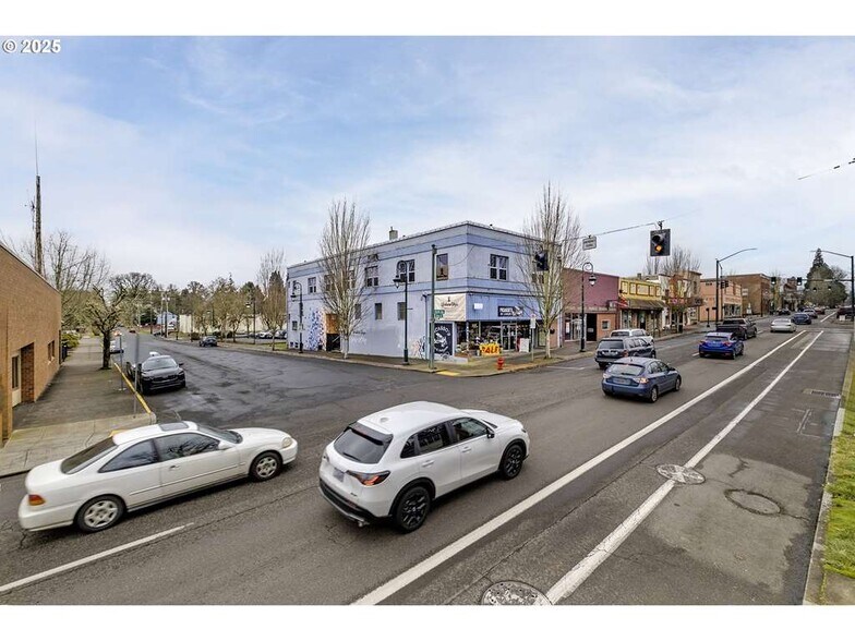 More Photos Of 2038 Pacific Ave, Forest Grove Storefront Retail Office For Sale