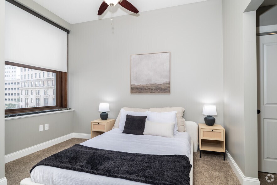 More Photos Of 526 Superior Ave E, Cleveland Apartments For Lease