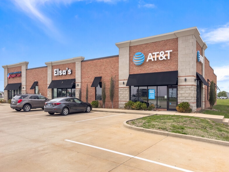 More Photos Of 1510 W Springfield Rd, Taylorville General Retail For Sale