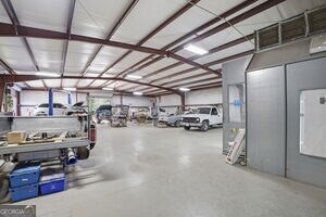 More Photos Of 4433 Old Summerville Rd, Armuchee Light Manufacturing For Sale