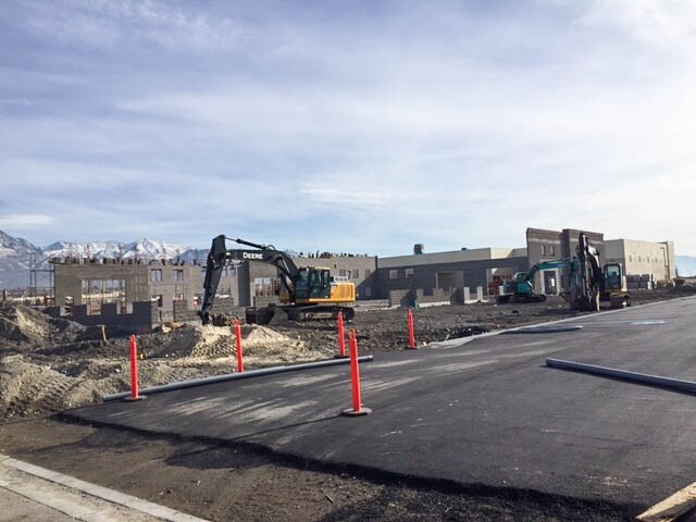 More Photos Of 426 E 1750 N, Vineyard Warehouse For Lease