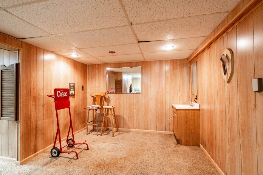 More Photos Of 19 Middle Rd, Hammonton Specialty For Sale