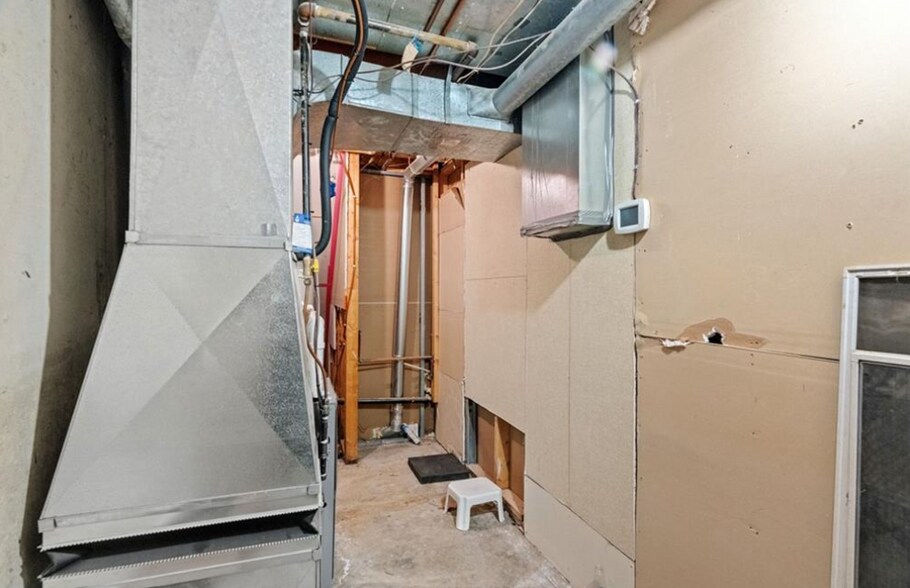 More Photos Of 195 Main St, Lucan Biddulph Apartments For Sale