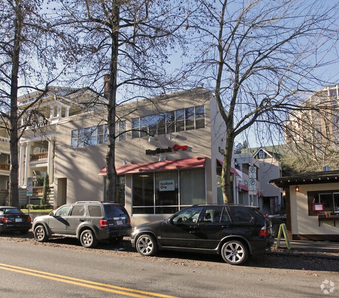 More Photos Of 2310 NW Everett St, Portland Office For Lease