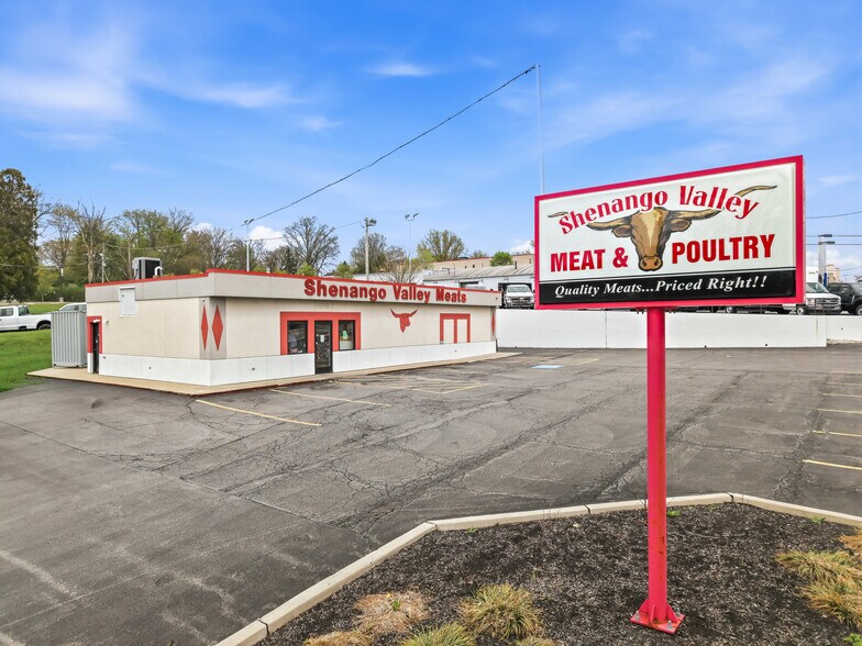 More Photos Of 1215 E State St, Sharon Freestanding For Sale
