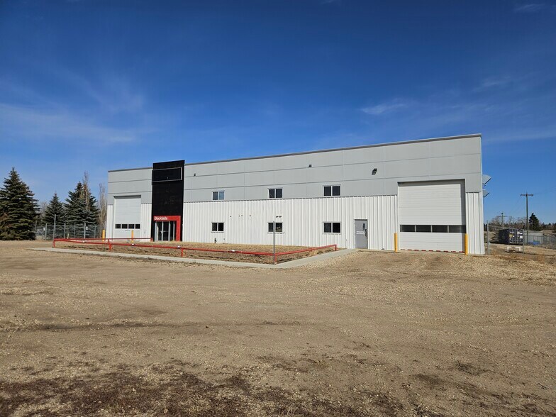 More Photos Of 27123-9 Hwy 597, Blackfalds Industrial For Lease