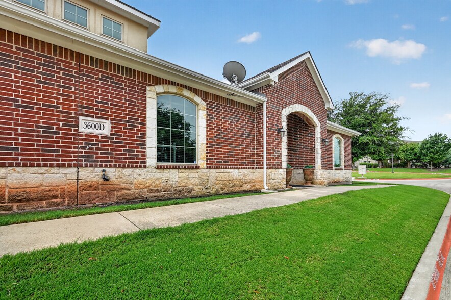 More Photos Of 3600 Eldorado Pky, McKinney Medical For Sale