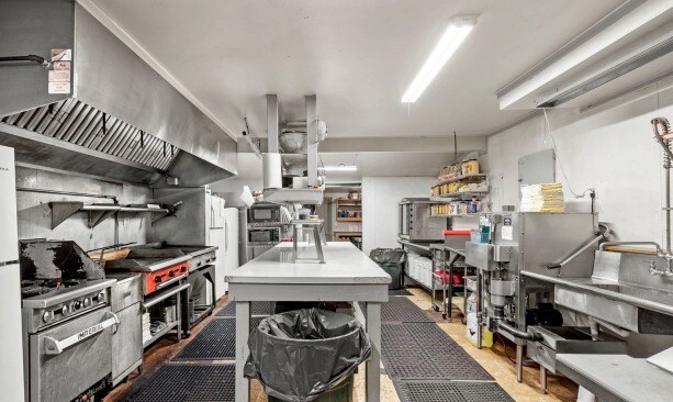 More Photos Of 33103-33105 Redwood Highway, O Brien Restaurant For Sale