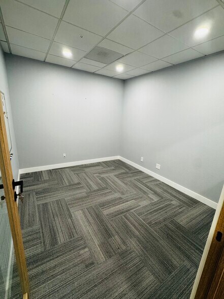 More Photos Of 55 1st St, Lakeport Medical For Lease