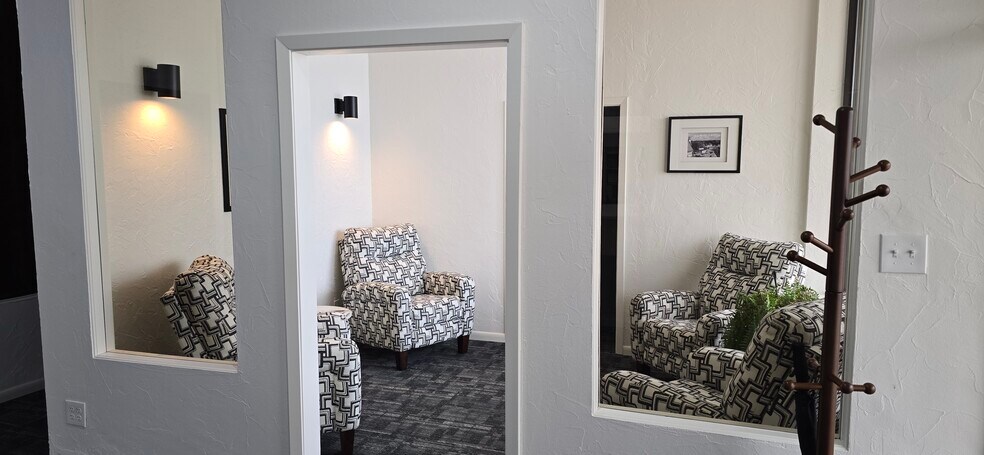 More Photos Of 208 N Highway 377, Roanoke Office For Lease