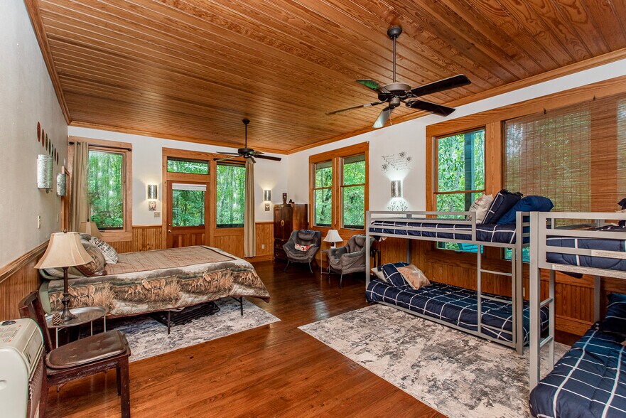 More Photos Of 11030 Garden Ln, Folsom Specialty For Sale