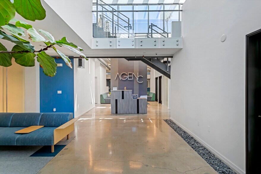 More Photos Of 5285 W Washington Blvd, Los Angeles Loft Creative Space For Lease