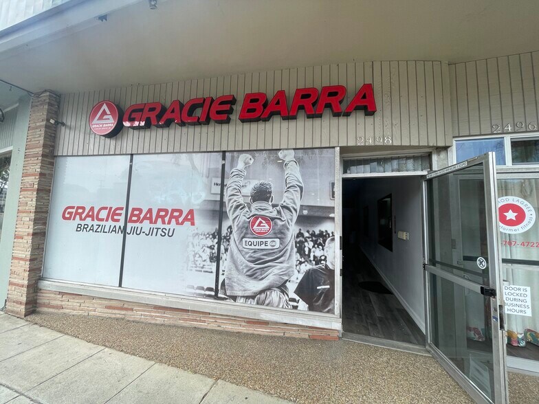 More Photos Of 2494-2498 E Main St, Ventura Storefront For Lease