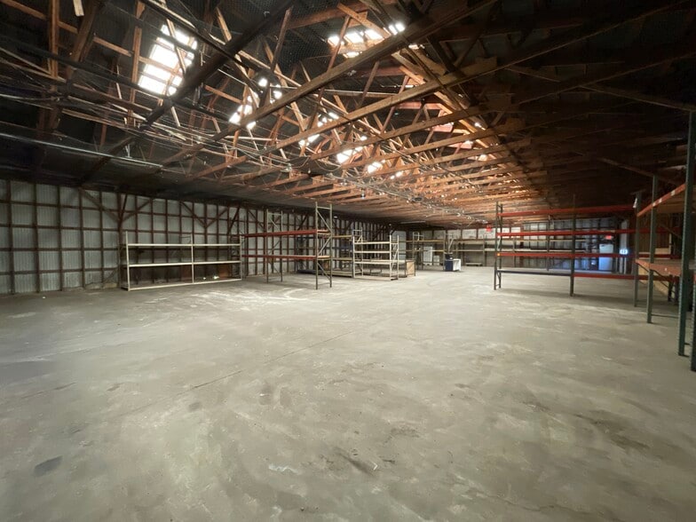 More Photos Of 66 State St, North Haven Garden Center For Sale