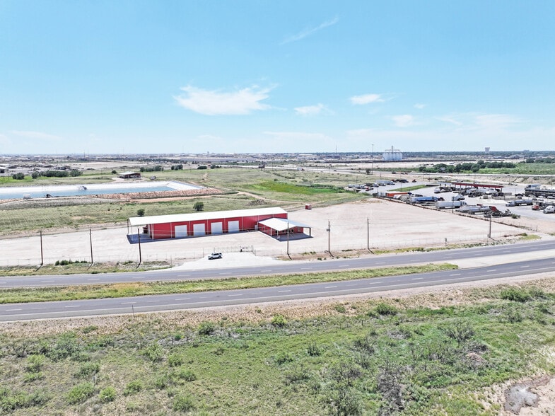 More Photos Of 930 338 loop, Odessa Warehouse For Lease