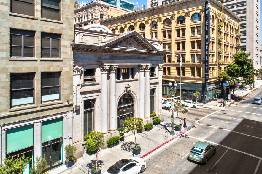 More Photos Of 401 S Main St, Los Angeles Loft Creative Space For Lease