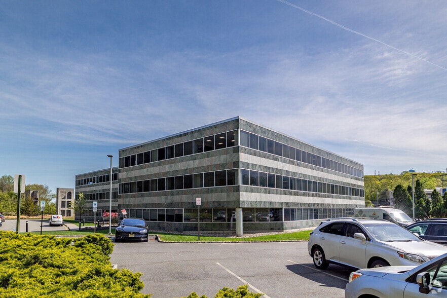 More Photos Of 2740 State Route 10 W, Parsippany Office For Sale