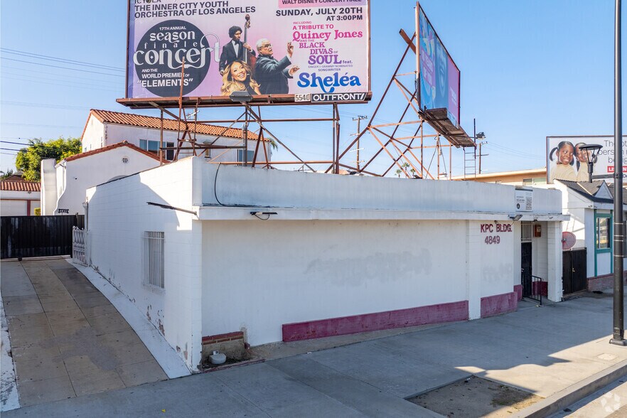 More Photos Of 4847 Crenshaw Blvd, Los Angeles Storefront Retail Residential For Sale