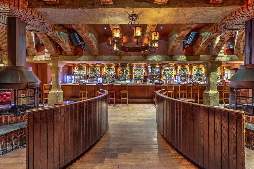 More Photos Of 501-511 Fremont St, Las Vegas Storefront For Sale