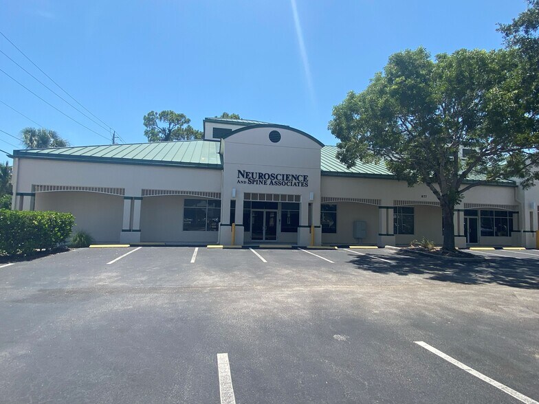 Primary Photo Of 877 111th Ave N, Naples Medical For Lease