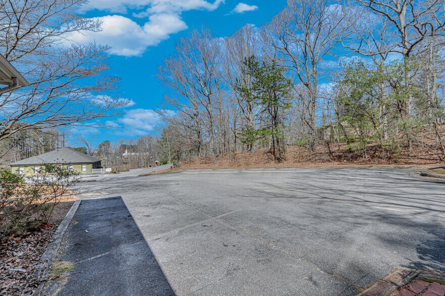 More Photos Of 134 Professional Dr, Baldwin Office Residential For Sale