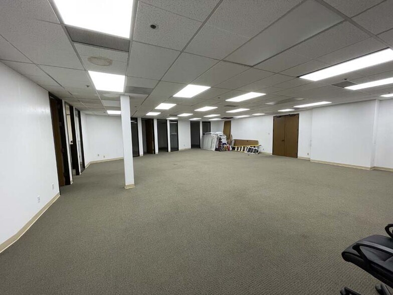 More Photos Of 710 Lakeway Dr, Sunnyvale Office For Lease