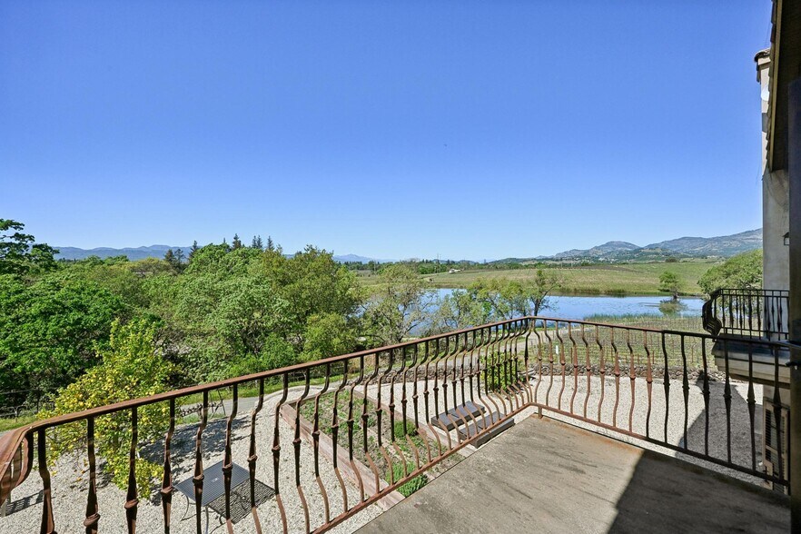 More Photos Of 1096 Hardman Ave, Napa Winery Vineyard For Sale