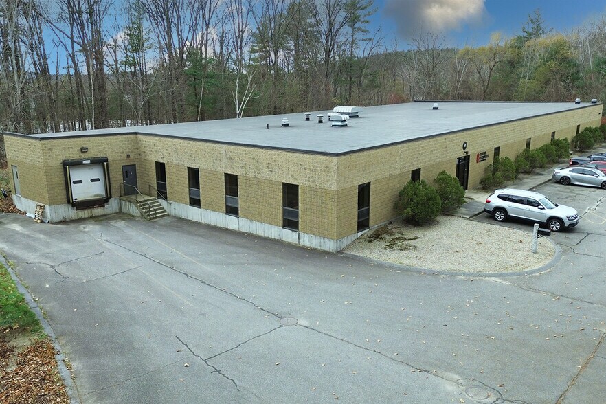 More Photos Of 11 Beaver Brook Rd, Littleton Light Manufacturing For Lease
