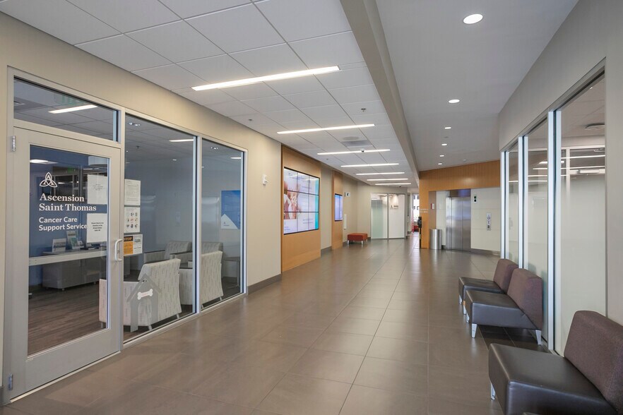 More Photos Of 2004 Hayes St, Nashville Medical For Lease