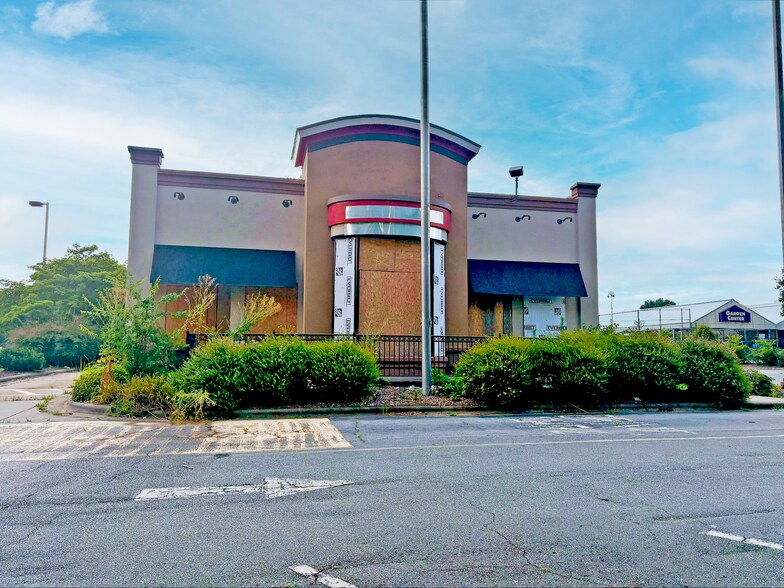 More Photos Of 3350 E Franklin Blvd, Gastonia Fast Food For Lease